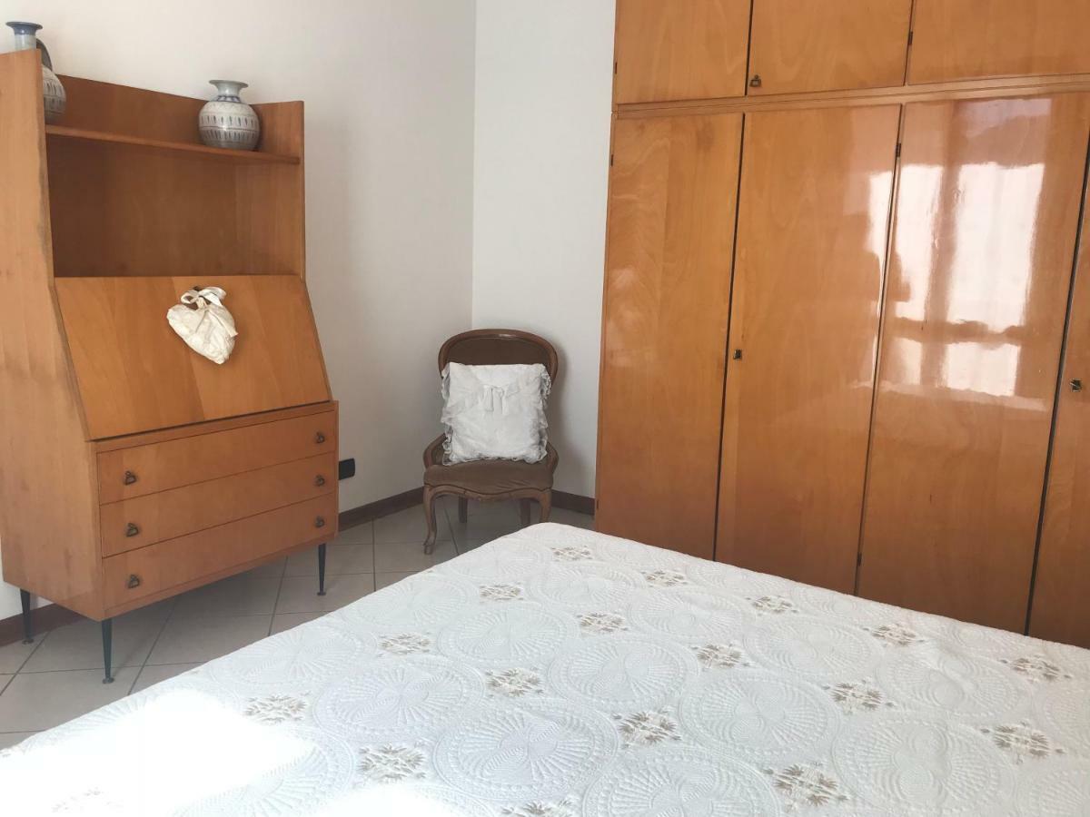 Appartamento Nonna Maria Garda Lake Паденге-суль-Гарда Екстер'єр фото
