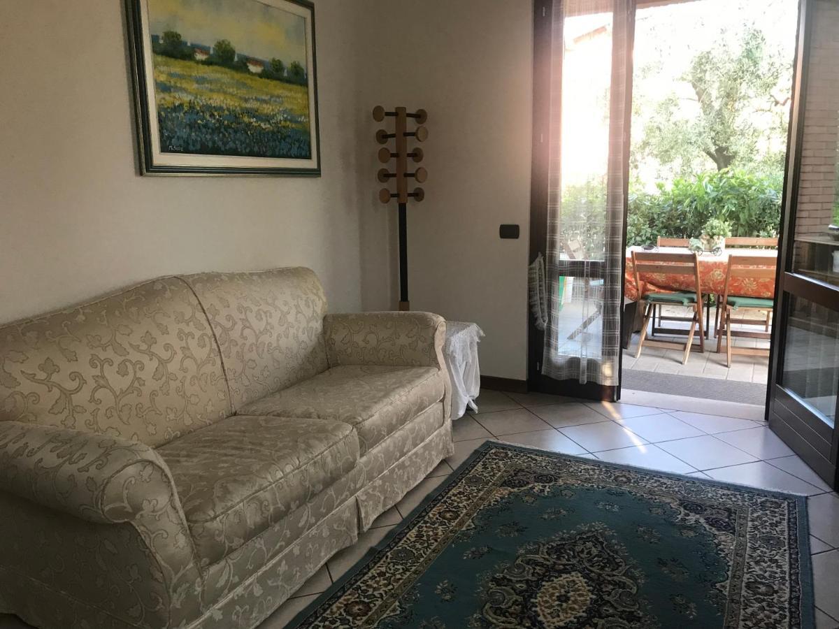 Appartamento Nonna Maria Garda Lake Паденге-суль-Гарда Екстер'єр фото